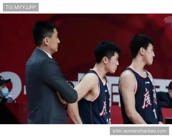 杜锋为张皓嘉放弃杜润旺 年轻锋线稳固主力四号位